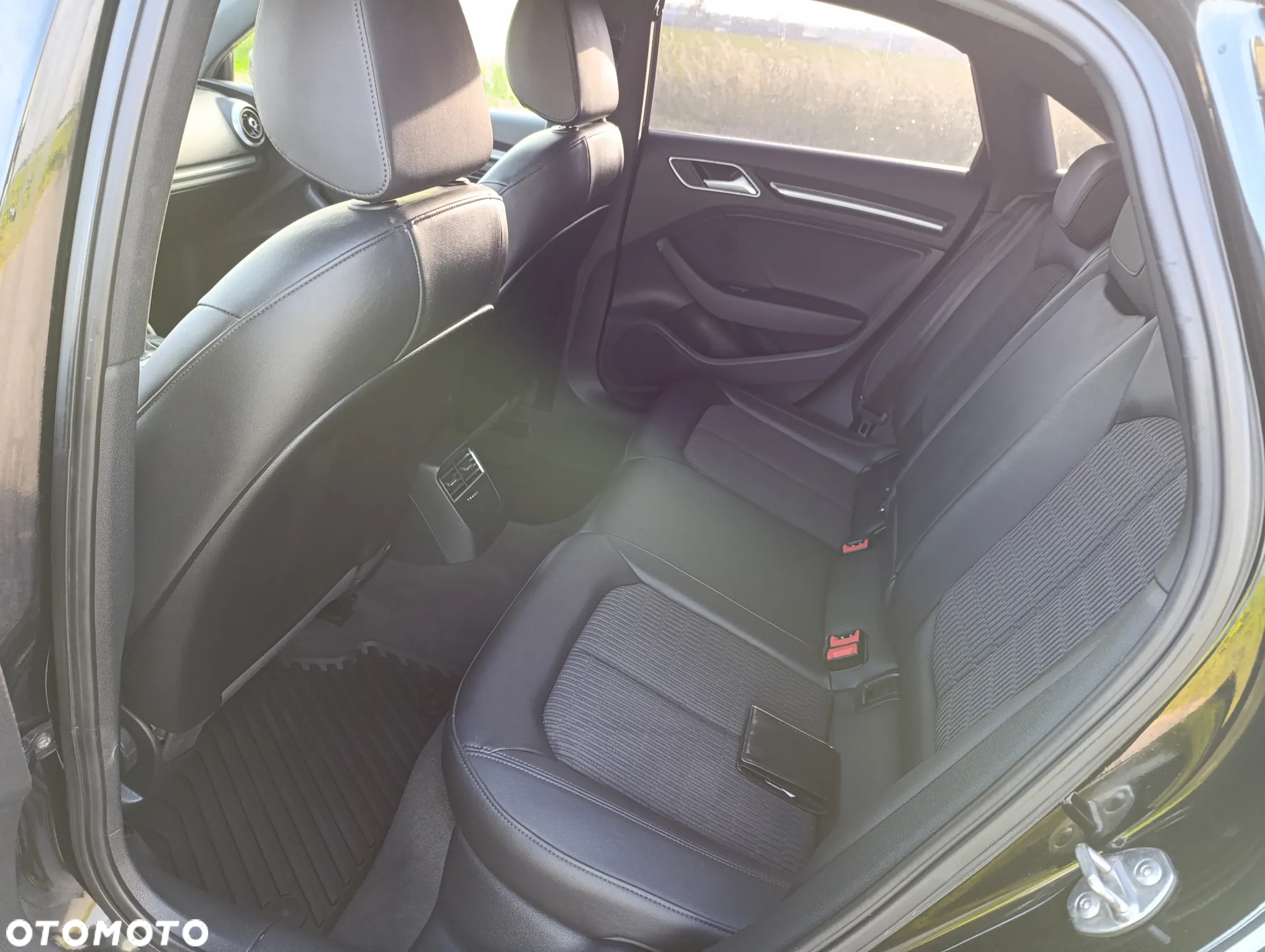 Audi A3 1.6 TDI Sportback S tronic - 13