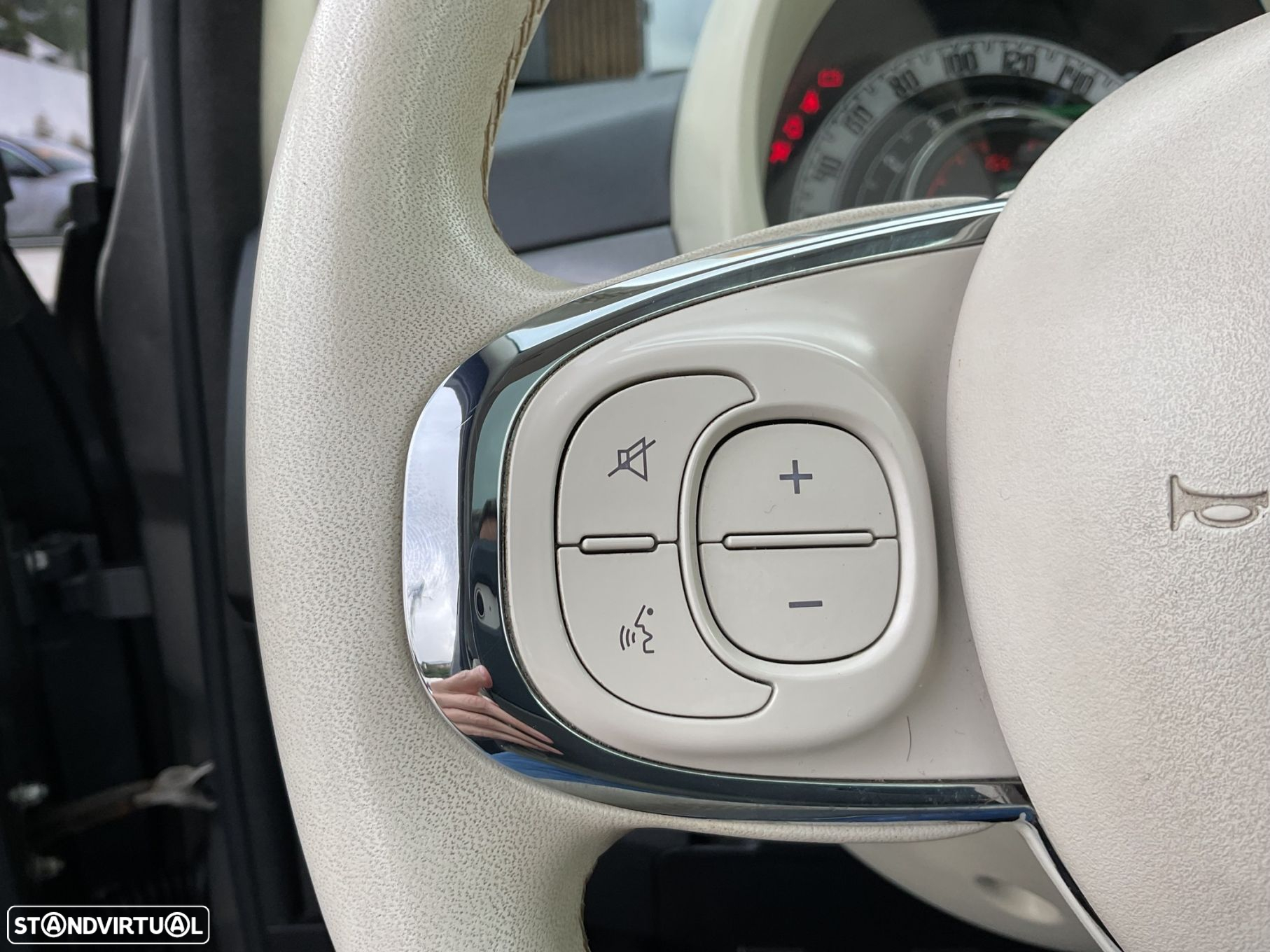 Fiat 500 1.0 Hybrid Lounge - 36