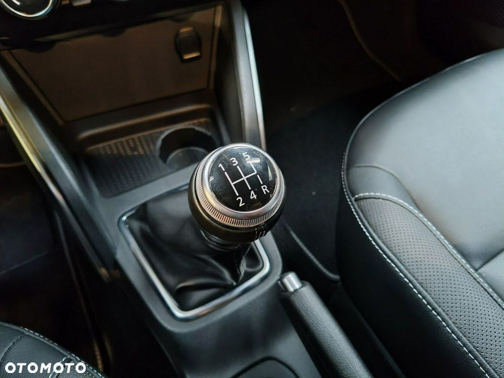 Dacia Duster 1.6 SCe Prestige - 29