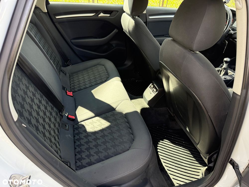 Audi A3 Sportback - 9