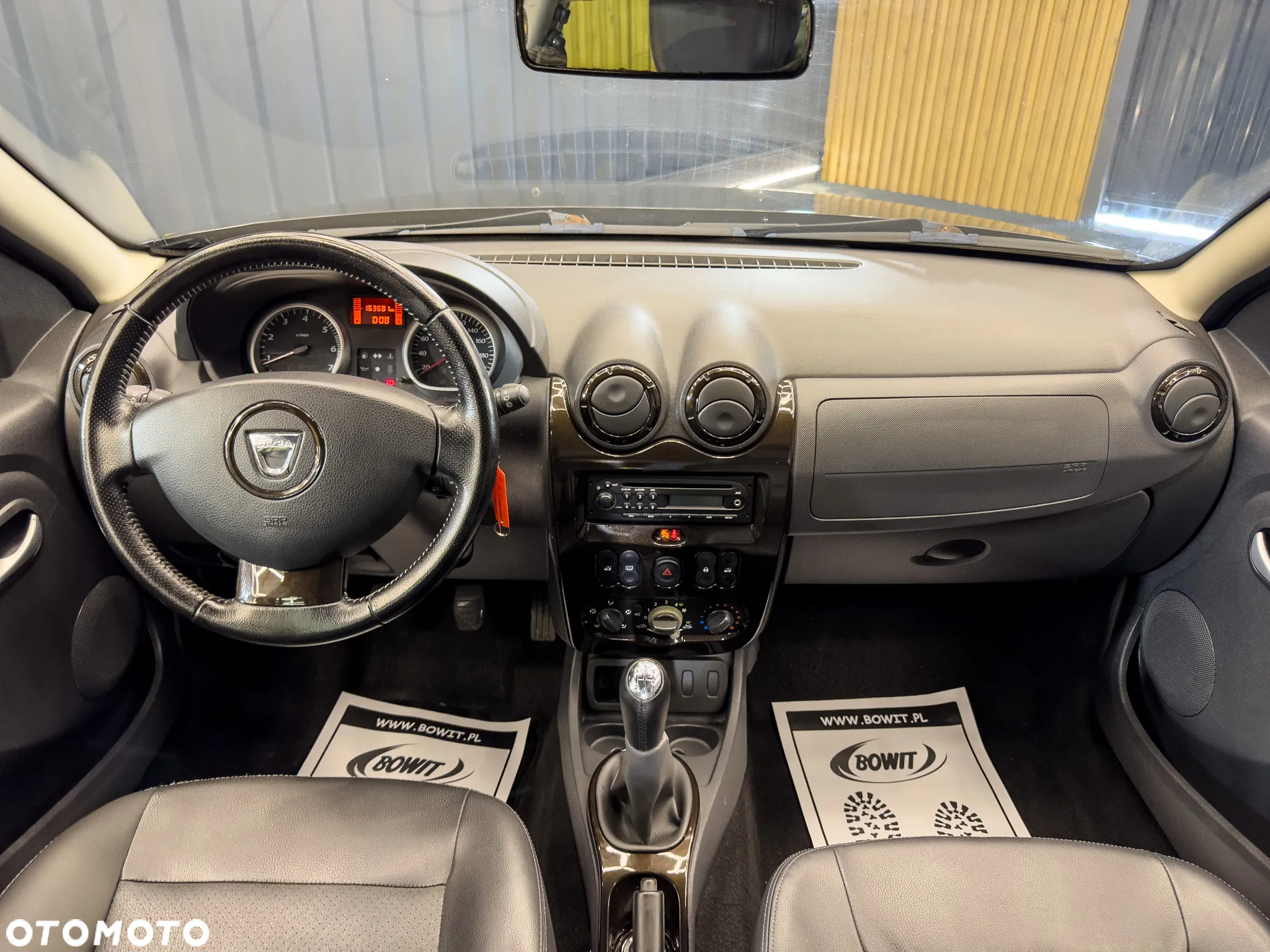 Dacia Duster 1.5 dCi Laureate - 14