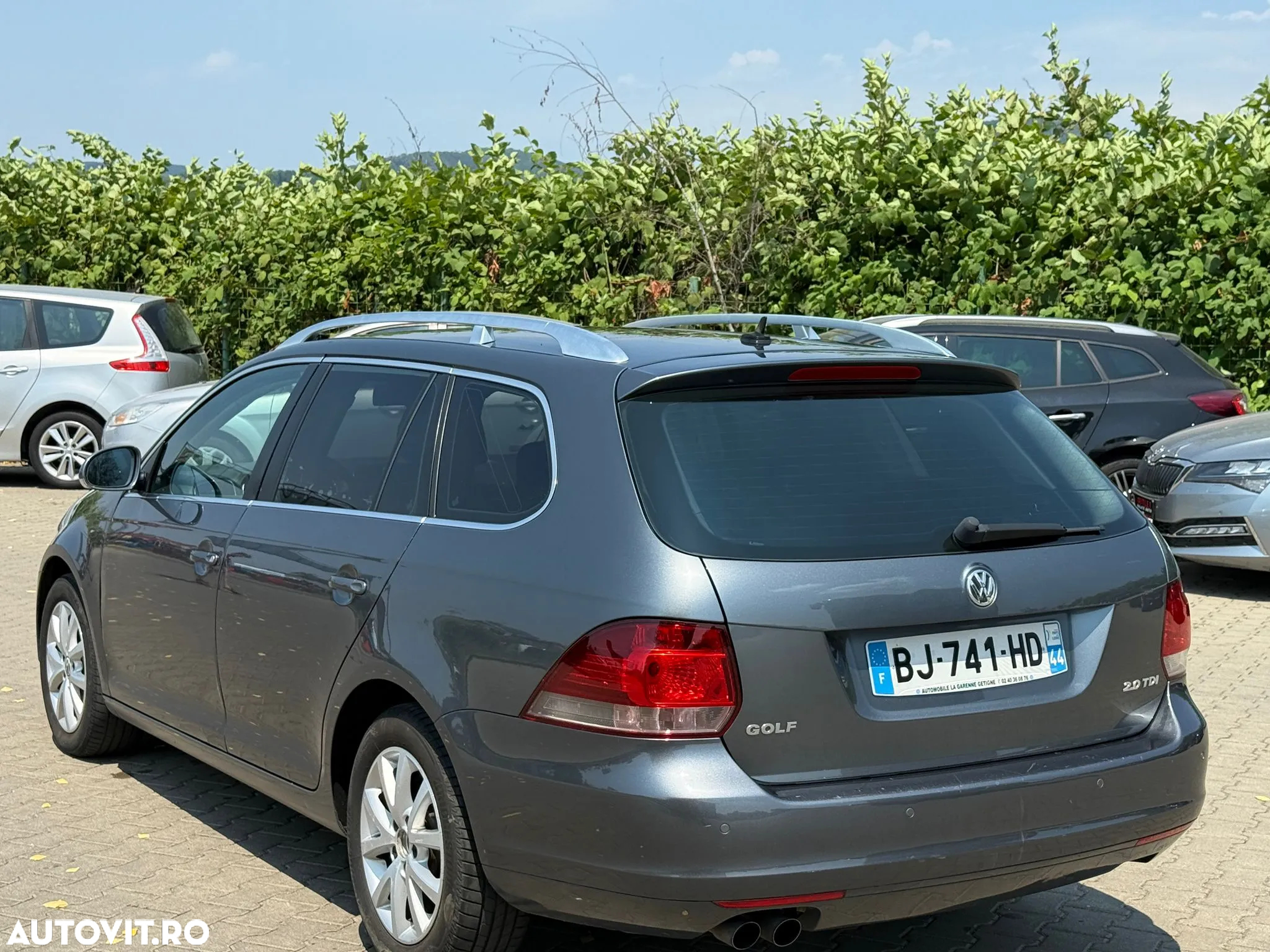 Volkswagen Golf 2.0 TDI Comfortline - 9