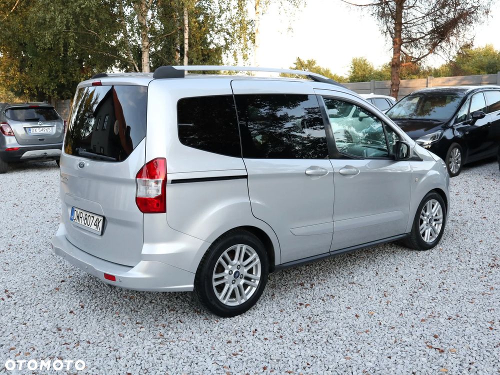 Ford Tourneo Courier 1.5 TDCi Titanium - 5