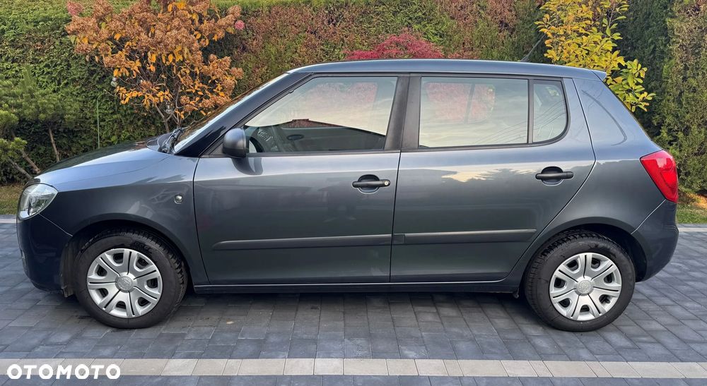 Skoda Fabia 1.2 HTP Ambiente - 7