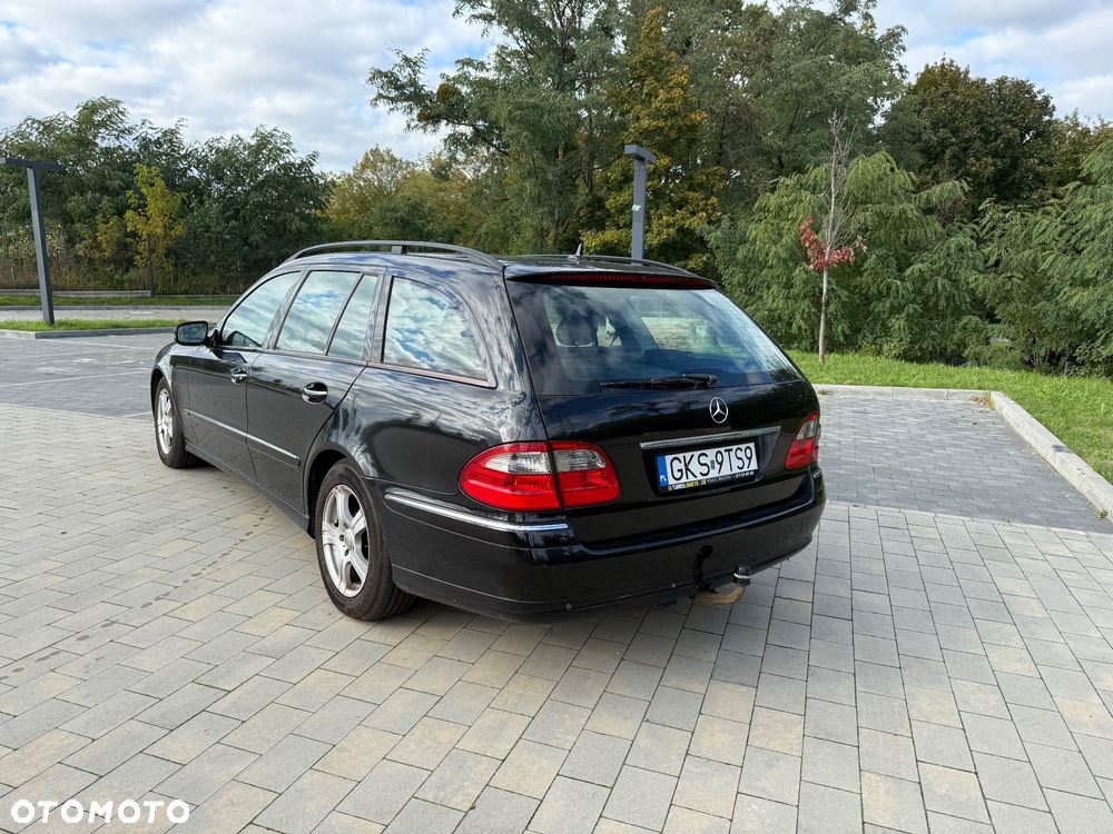 Mercedes-Benz Klasa E 220 T CDI Automatik Elegance - 3