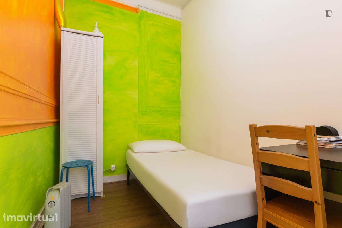 Quarto - localizado em Saldanha Lisbon - Grande imagem: 4/8