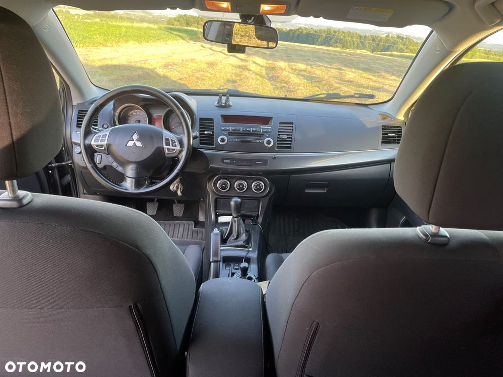Mitsubishi Lancer 1.8 Instyle LPG - 8