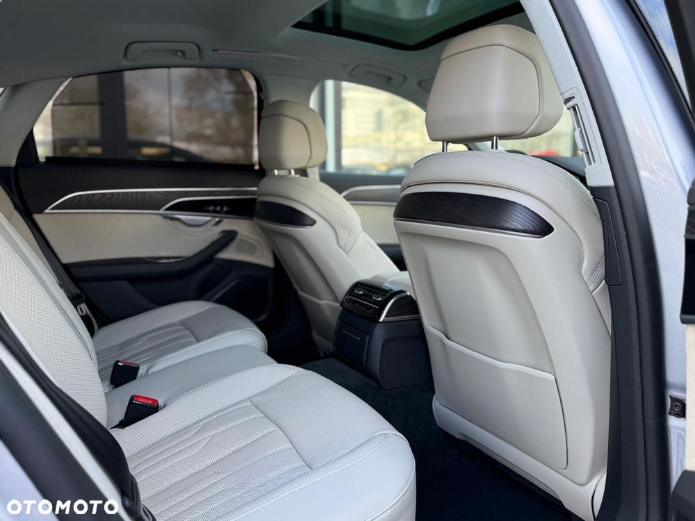 Audi A8 - 24