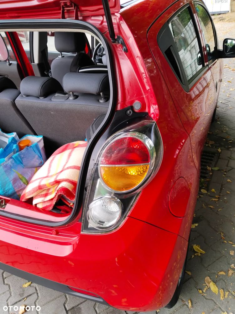 Chevrolet Spark - 24