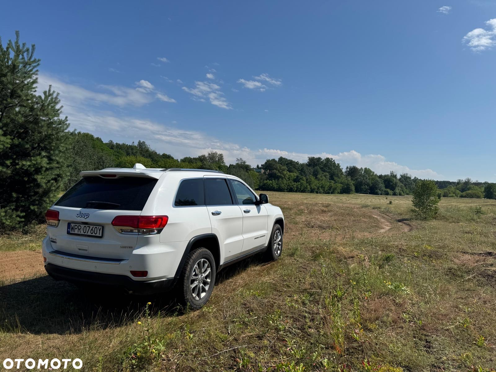 Jeep Grand Cherokee - 14