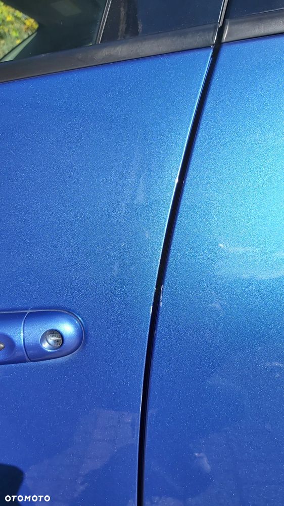 Renault Clio - 17