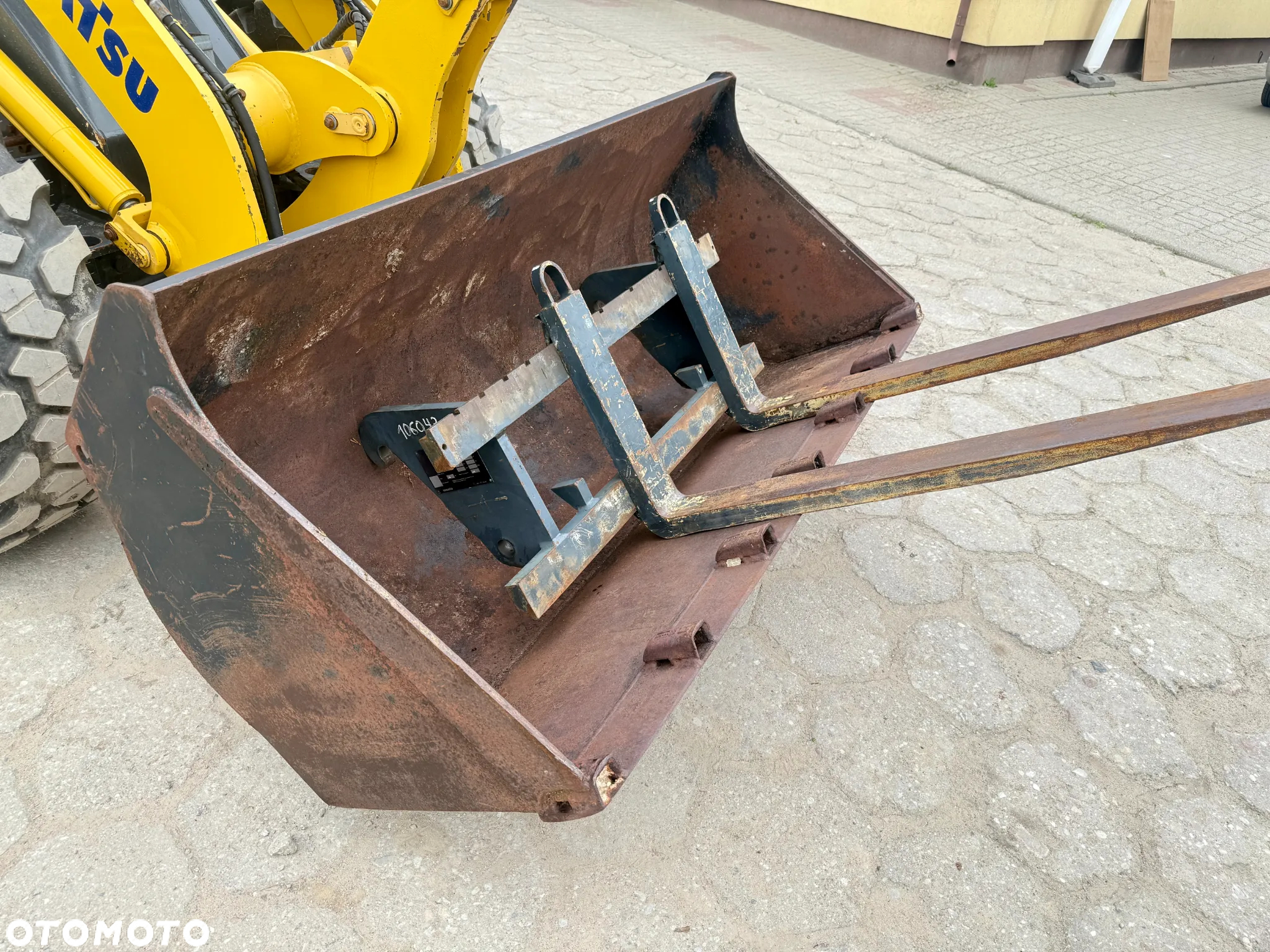 Komatsu ładowarka kołowa przegubowa WA80 centralne smarowanie NOWE opony - 17