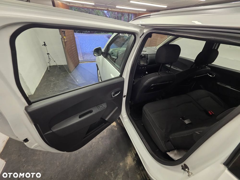 Dacia Lodgy dCi 110 Comfort - 9