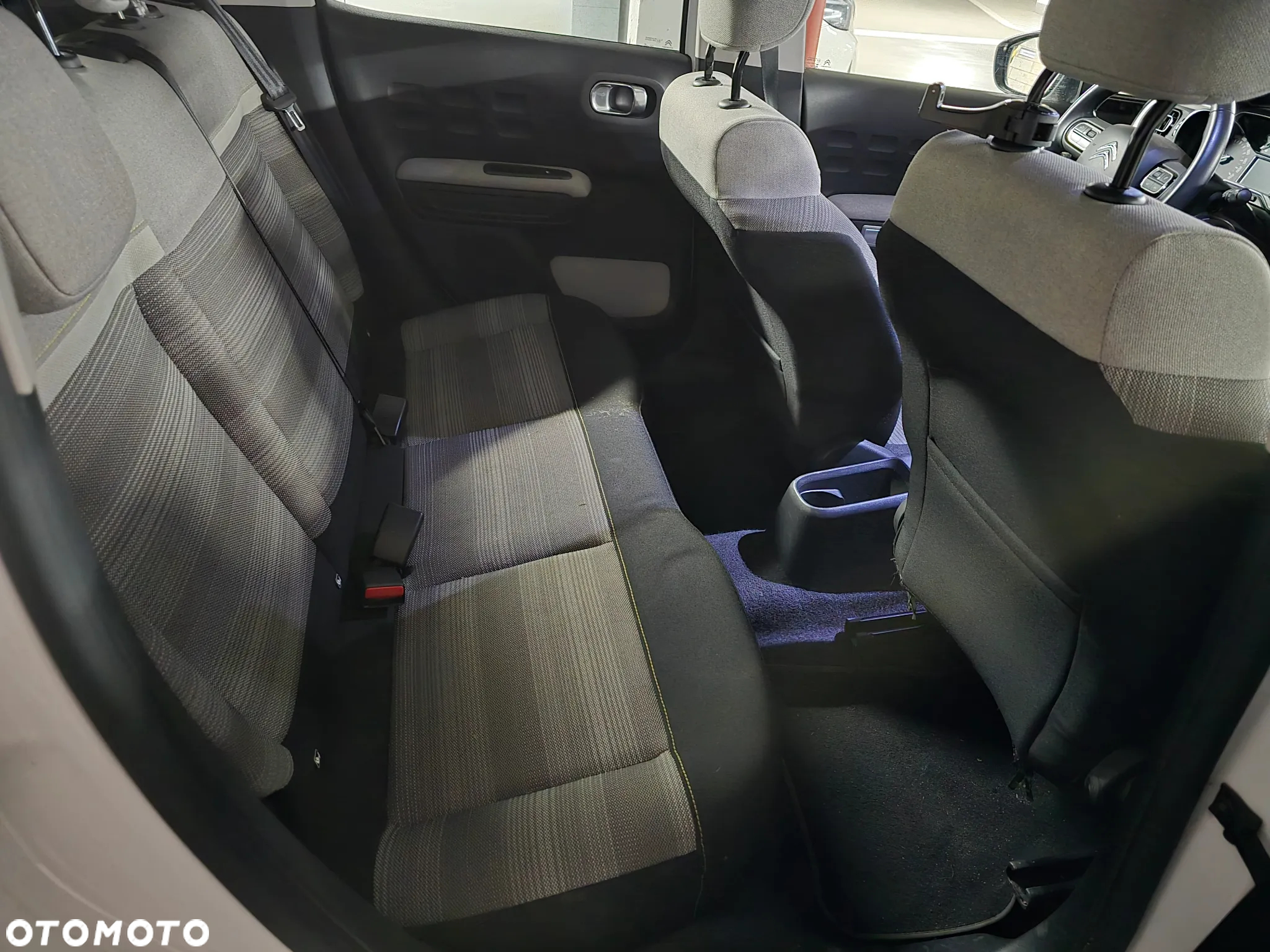 Citroën C3 1.2 PureTech Shine S&S EAT6 - 10