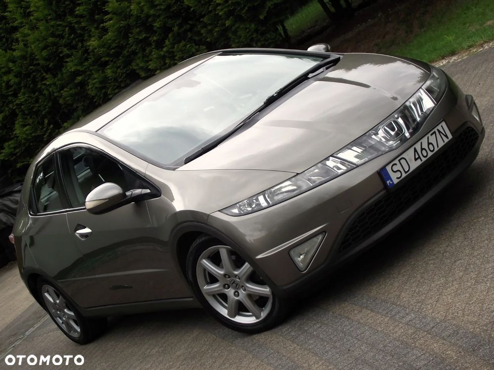 Honda Civic 1.8 Executive - 33