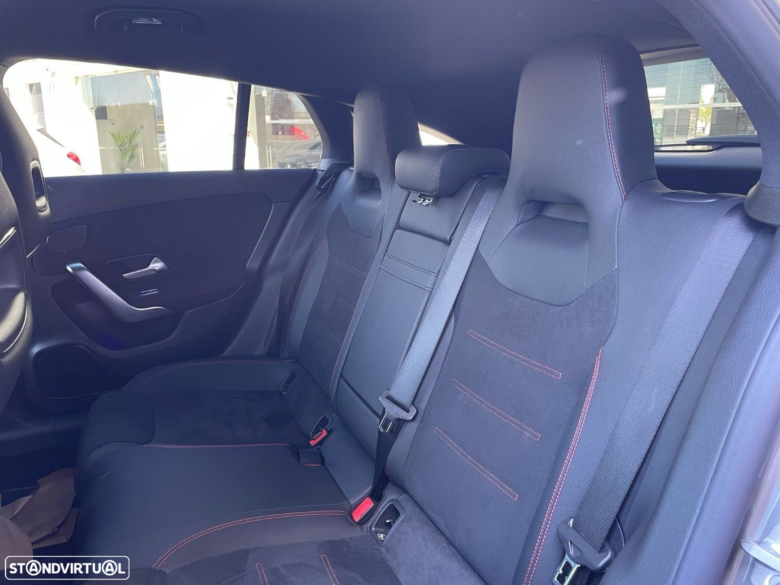 Mercedes-Benz CLA 180 d Shooting Brake AMG Line Aut. - 5