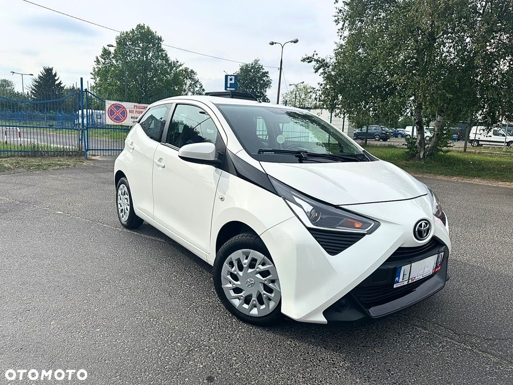 Toyota Aygo 1.0 VVT-i JBL Edition - 1