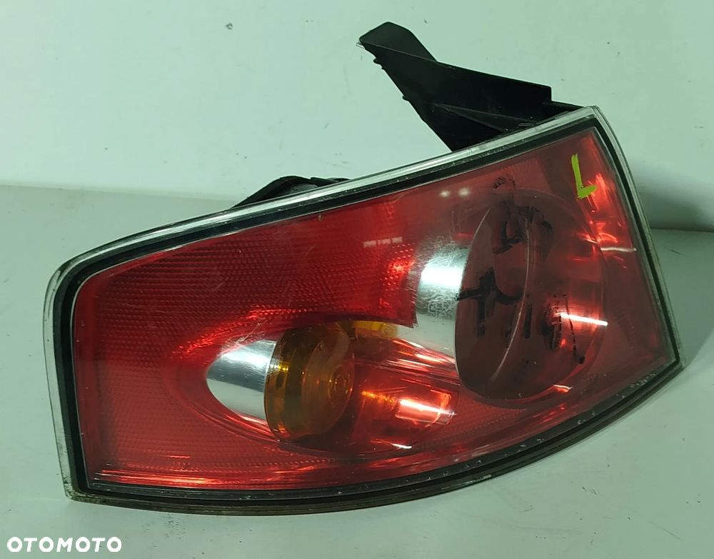 lampa lewa tylna SEAT IBIZA 6L III 05-08 - 3