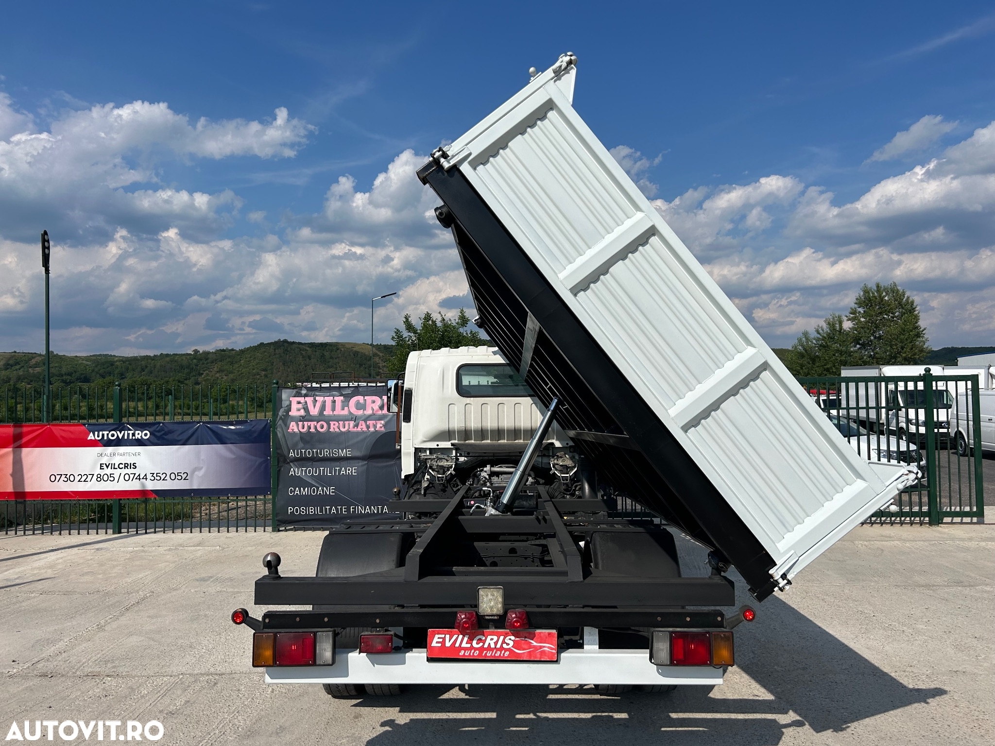 Isuzu N35 BASCULABIL 3 PARTI 4.2 m - 12