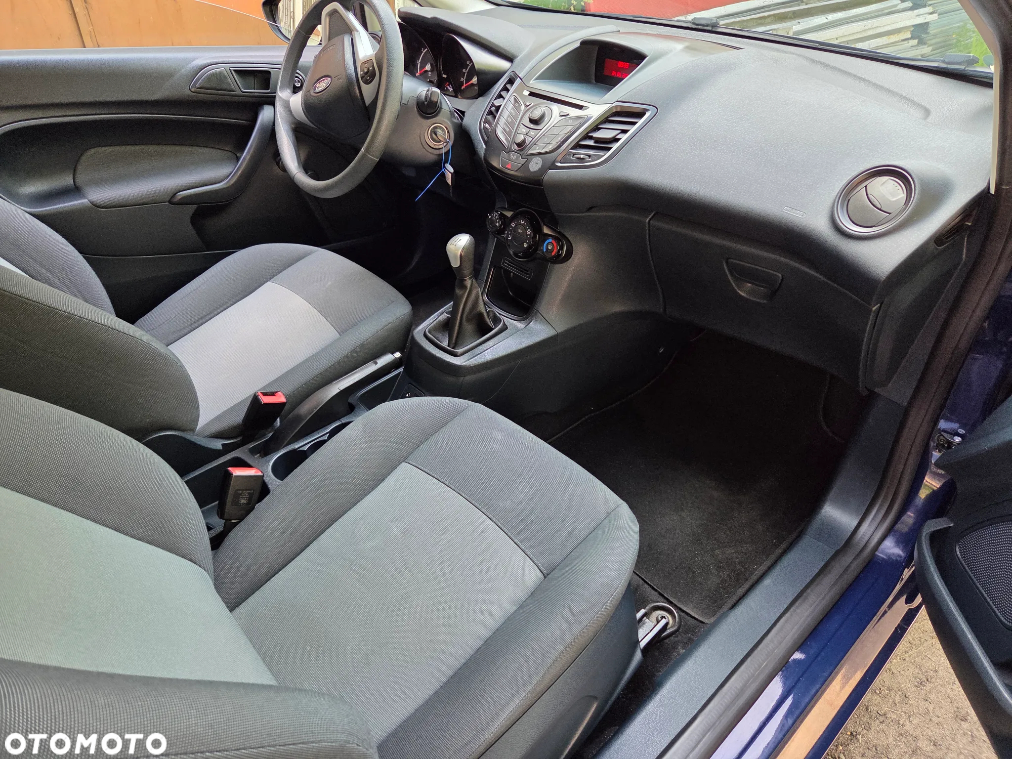 Ford Fiesta 1.25 Ambiente - 6