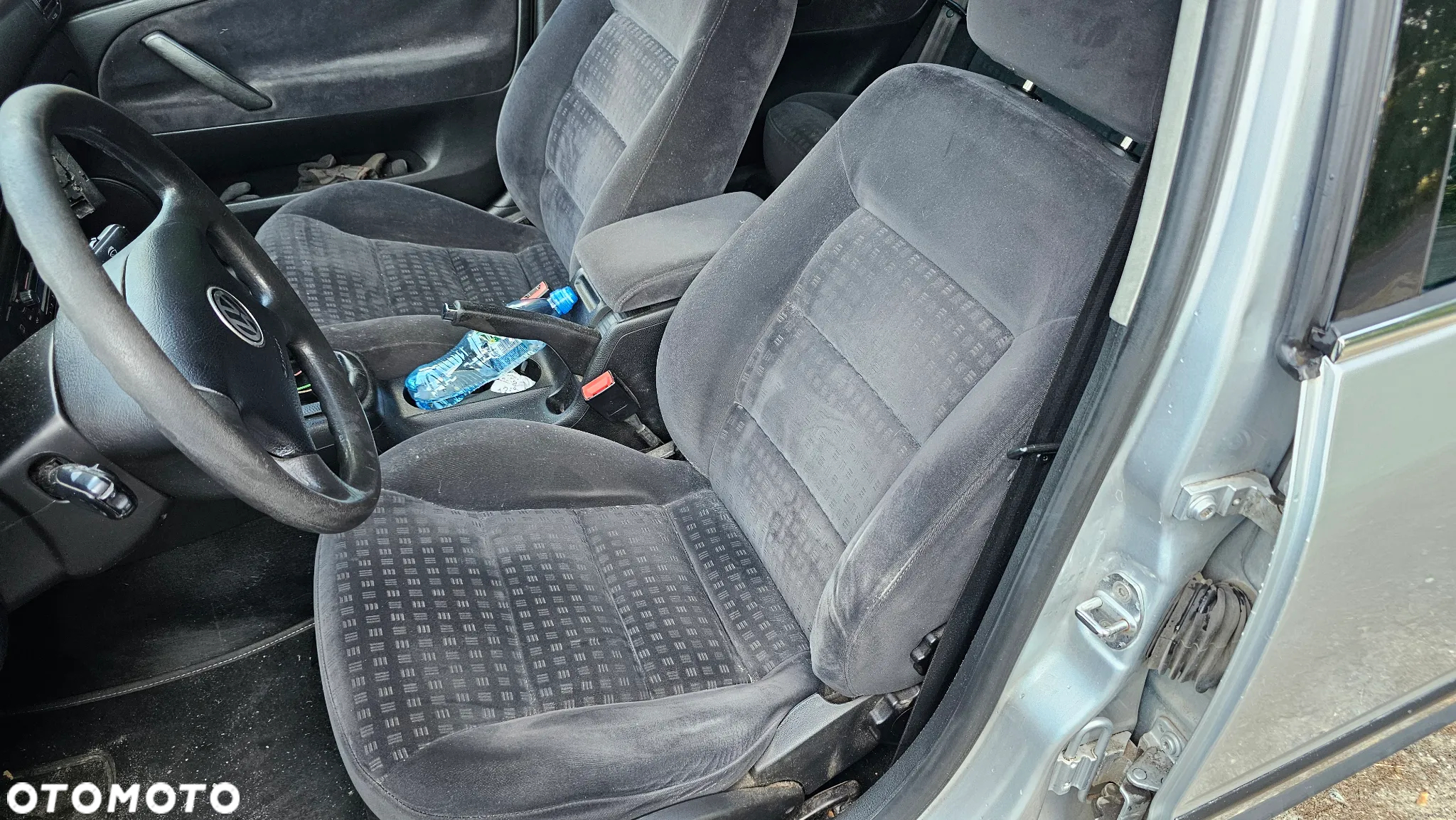 Volkswagen Passat 1.9 TDI Trendline - 6