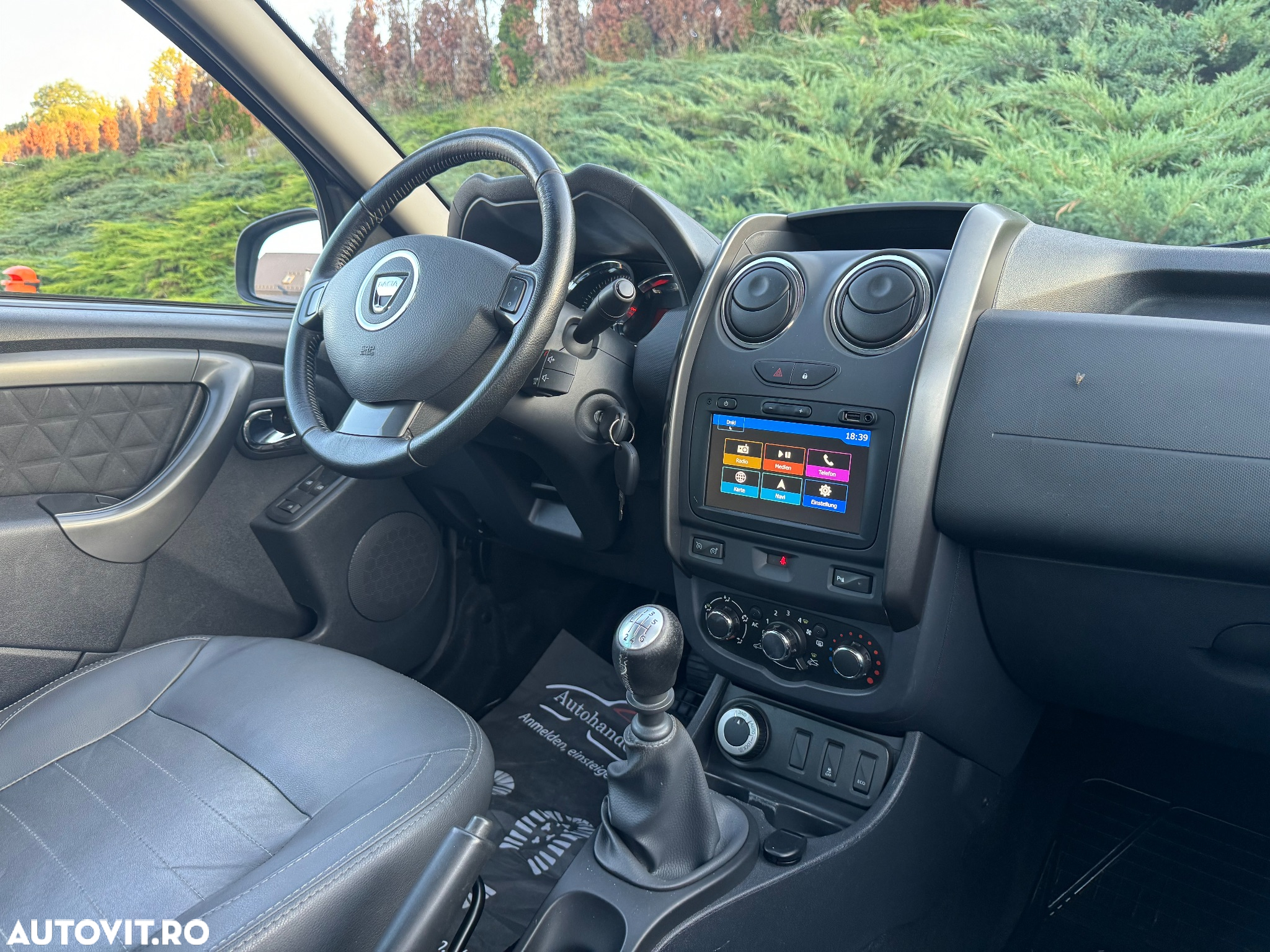 Dacia Duster 1.5 dCi 4x4 Prestige - 8