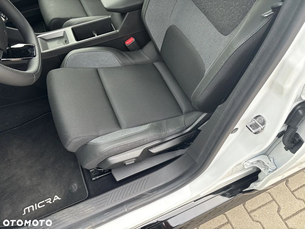 Nissan Micra 52kWh Evolve - 17