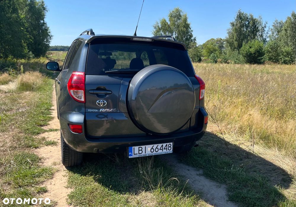 Toyota RAV4 - 36