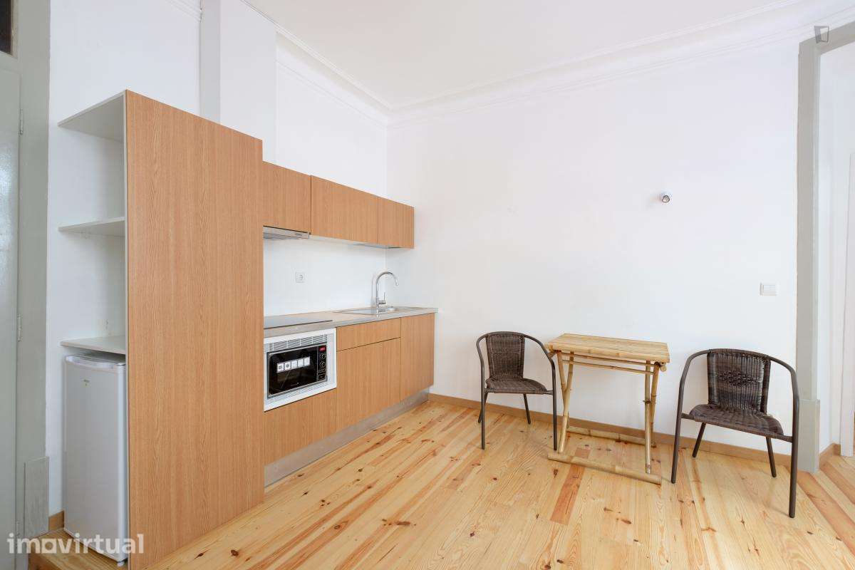 Apartamento com 1 quartos - localizado em Baixa Coimbra - Grande imagem: 3/17