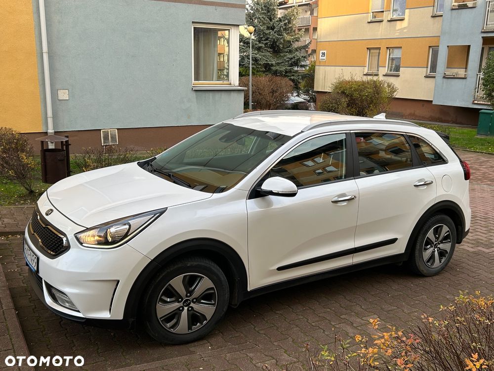 Kia Niro 1.6 GDI Hybrid M - 3