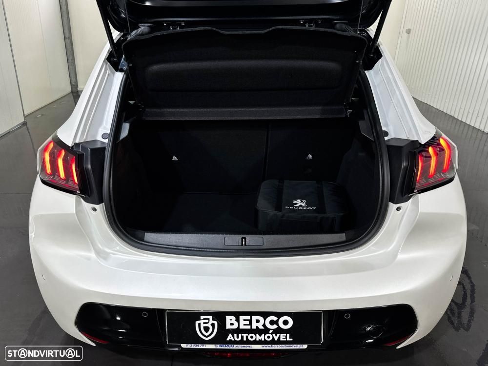Peugeot e-208 50 kWh GT Pack - 56