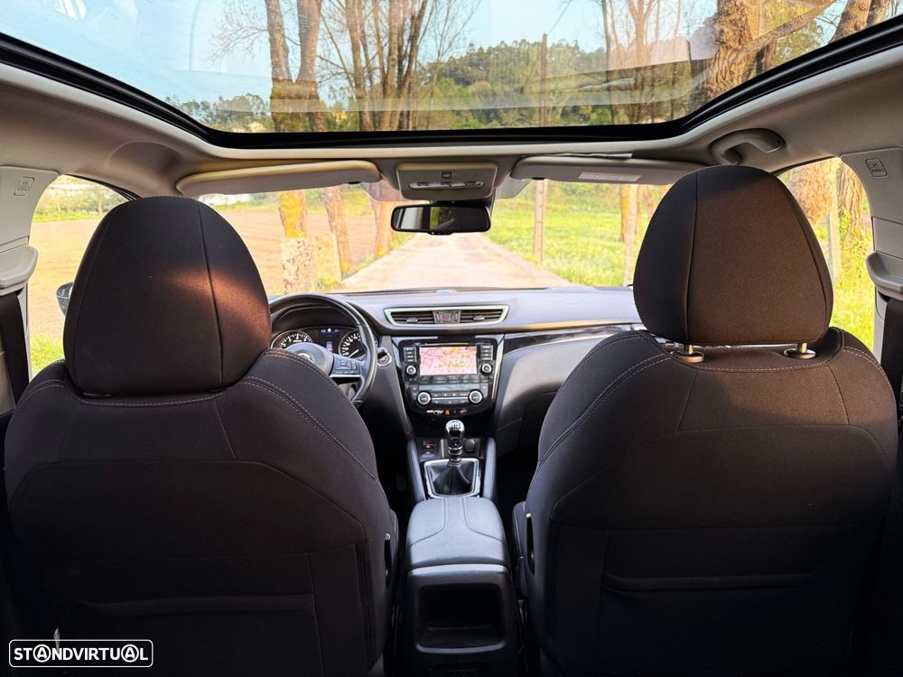 Nissan Qashqai 1.3 DIG-T N-Connecta - 16