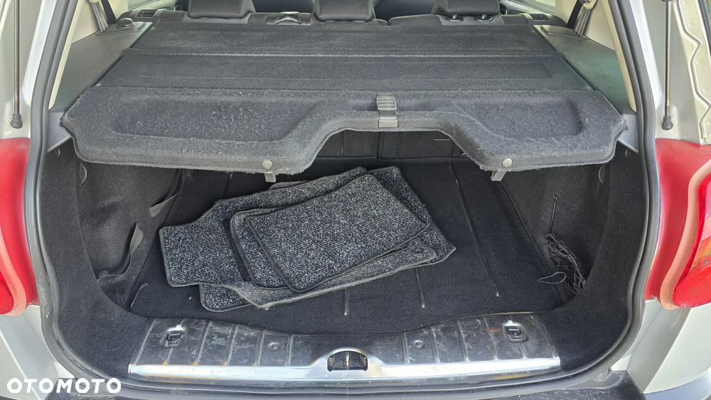 Peugeot 207 SW 110 HDi FAP (Blue Lion) Sport - 11