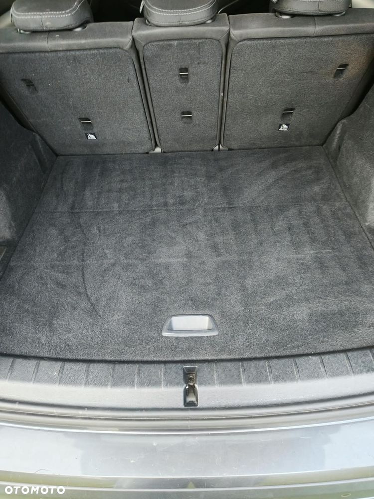 BMW X1 sDrive18d - 9