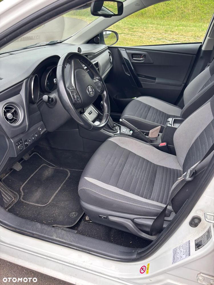 Toyota Auris - 3