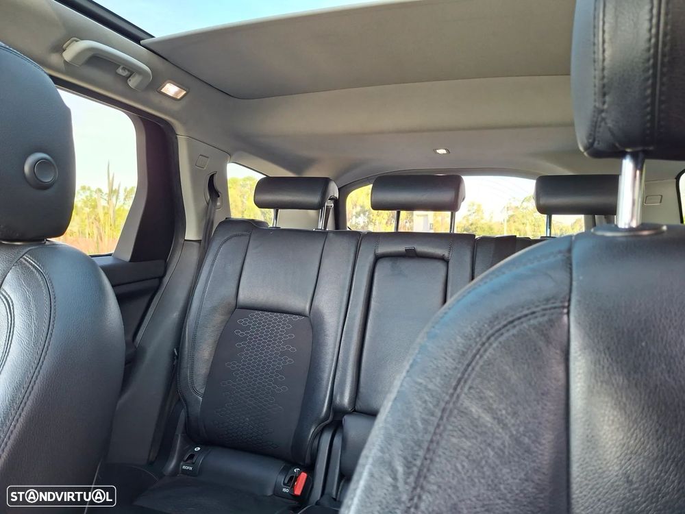 Land Rover Discovery Sport 2.0 TD4 HSE Luxury 7L Auto - 22