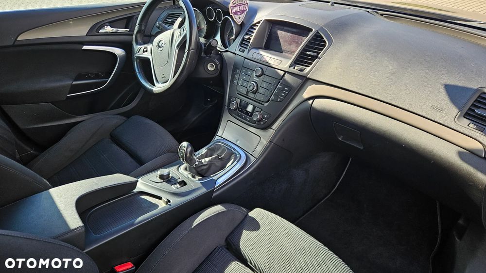 Opel Insignia 1.8 Sport - 9