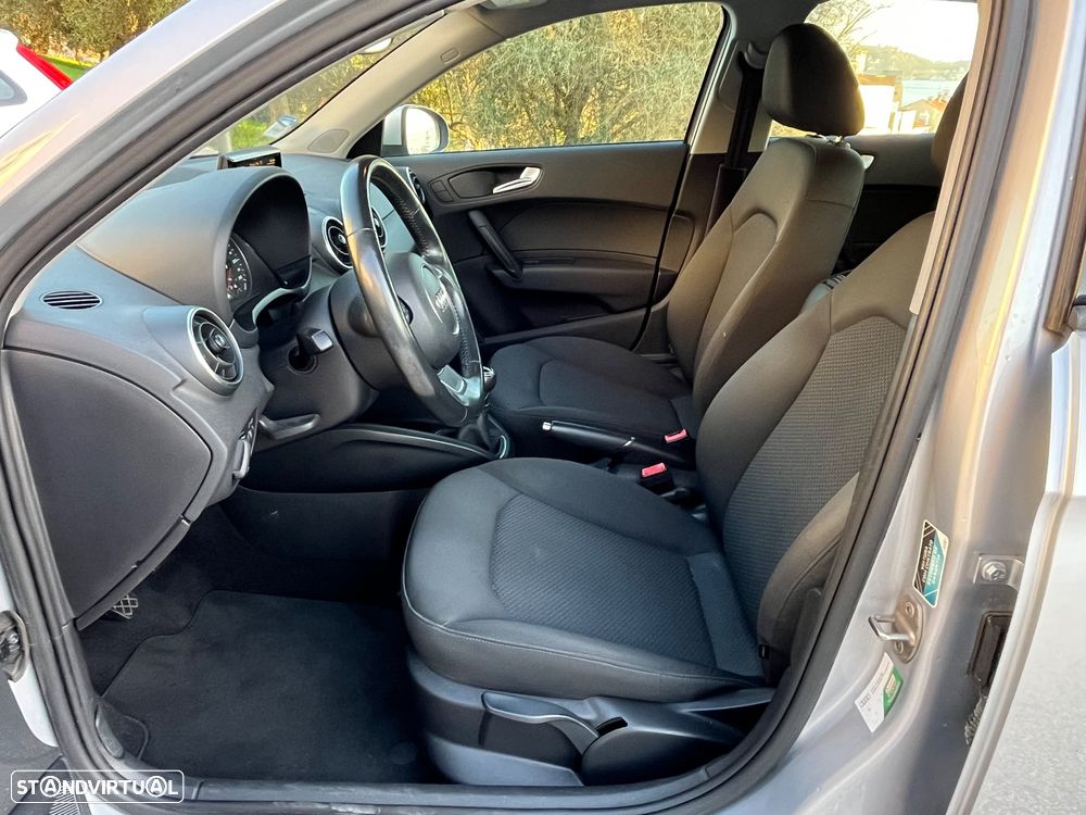 Audi A1 Sportback 1.6 TDI S-line - 9