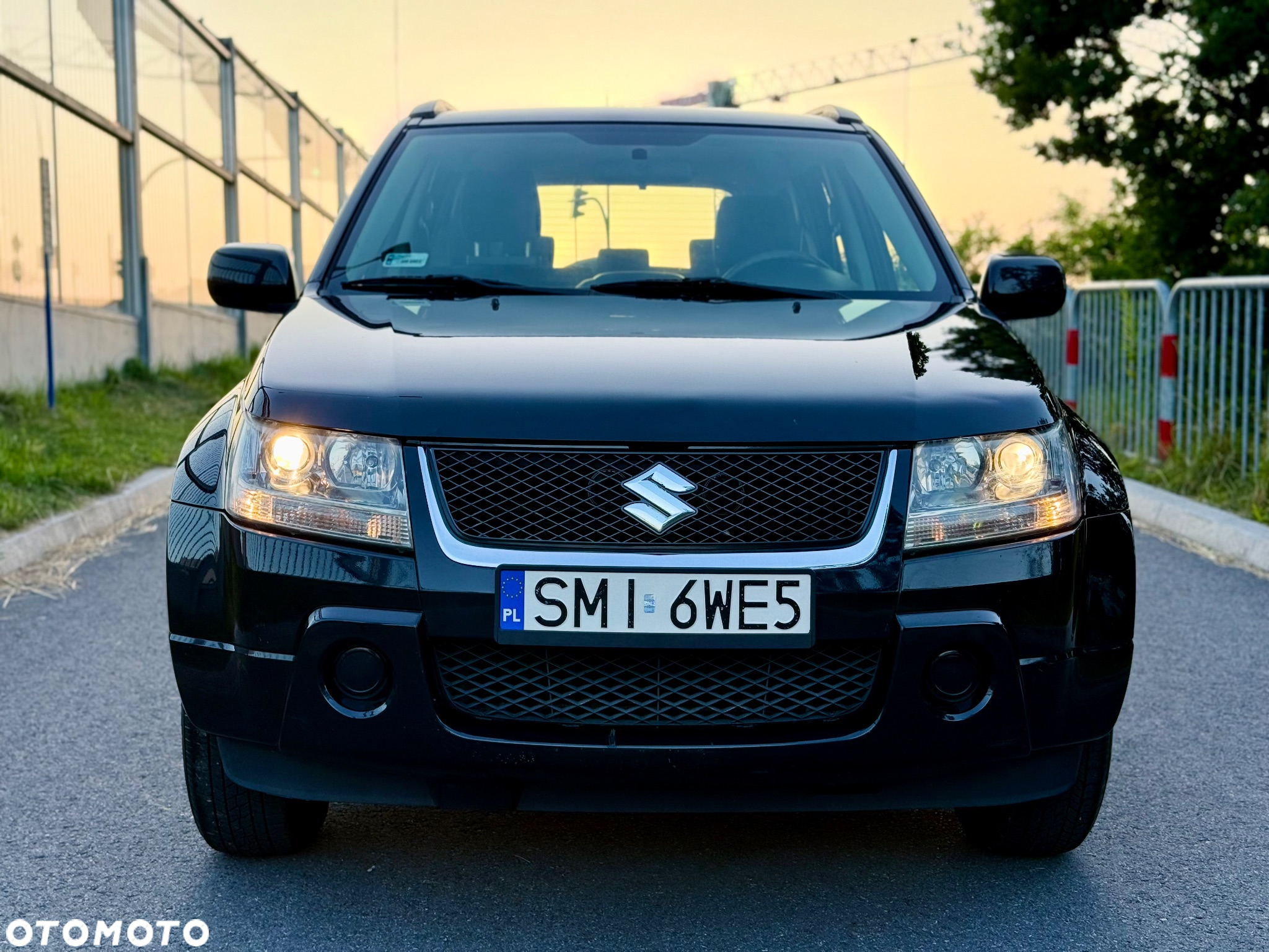 Suzuki Grand Vitara 2.0 De luxe - 17