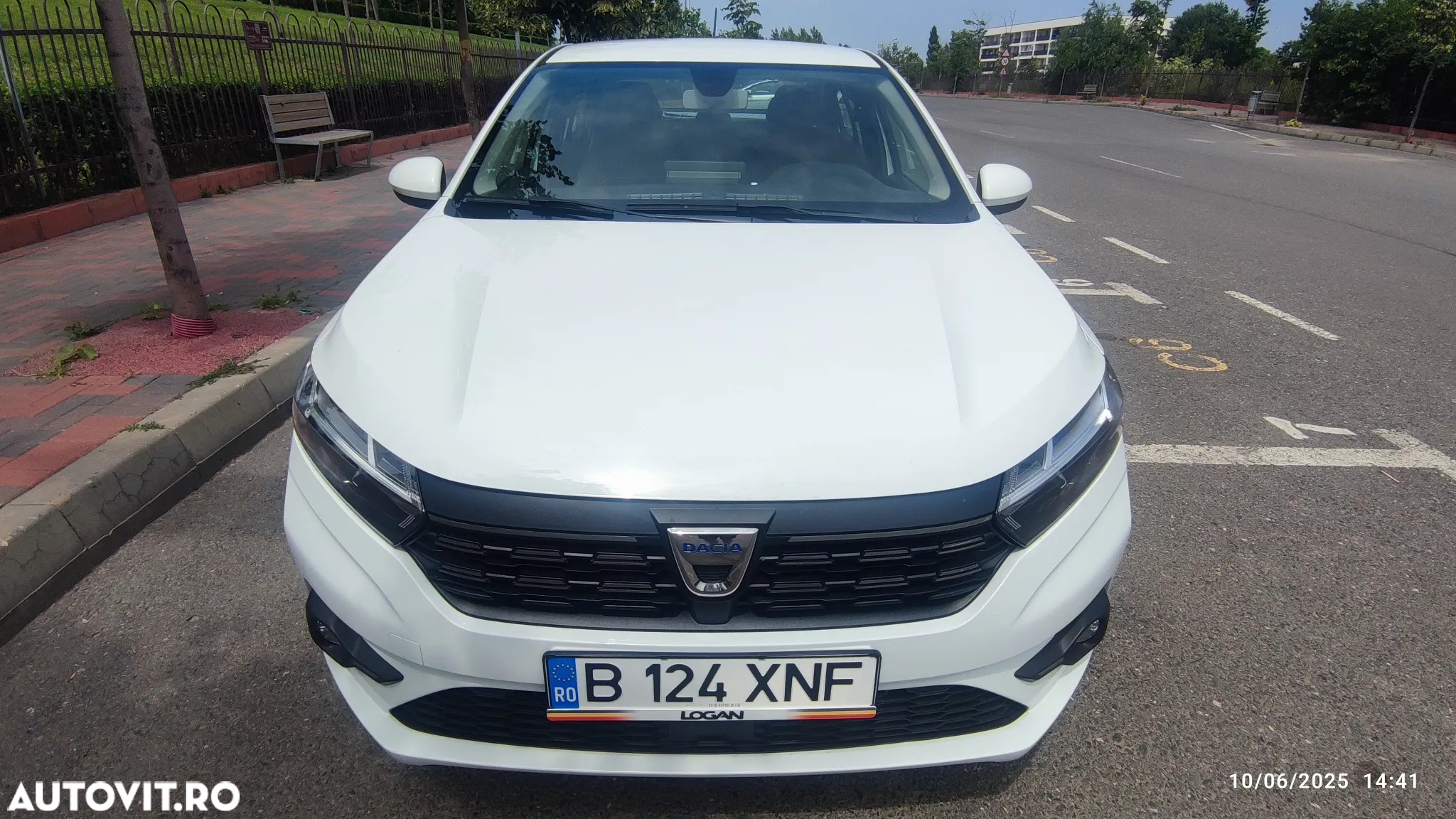 Dacia Logan TCe 90 CVT Comfort - 3