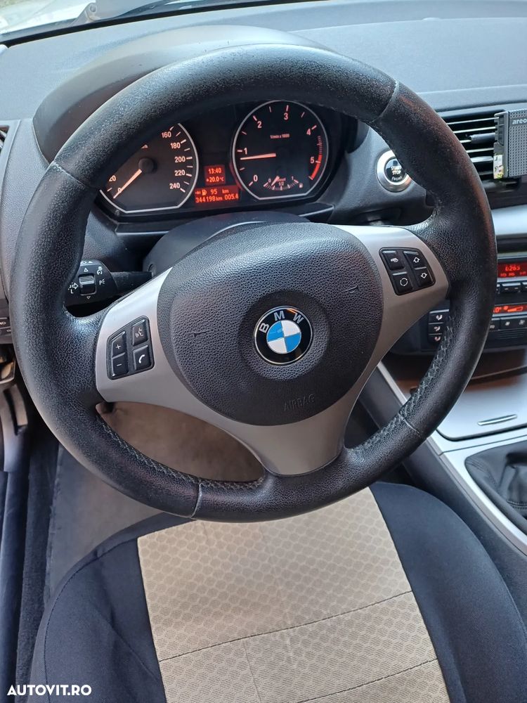 BMW Seria 1 120d - 5