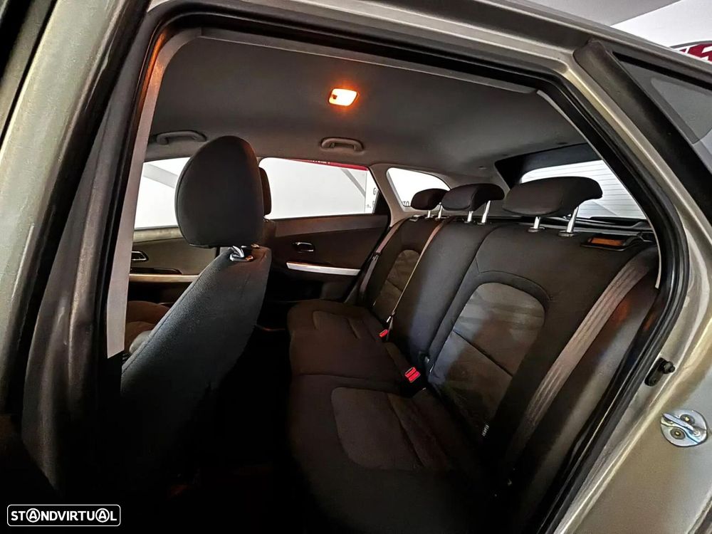 Kia Ceed SW 1.4 CRDi - 15