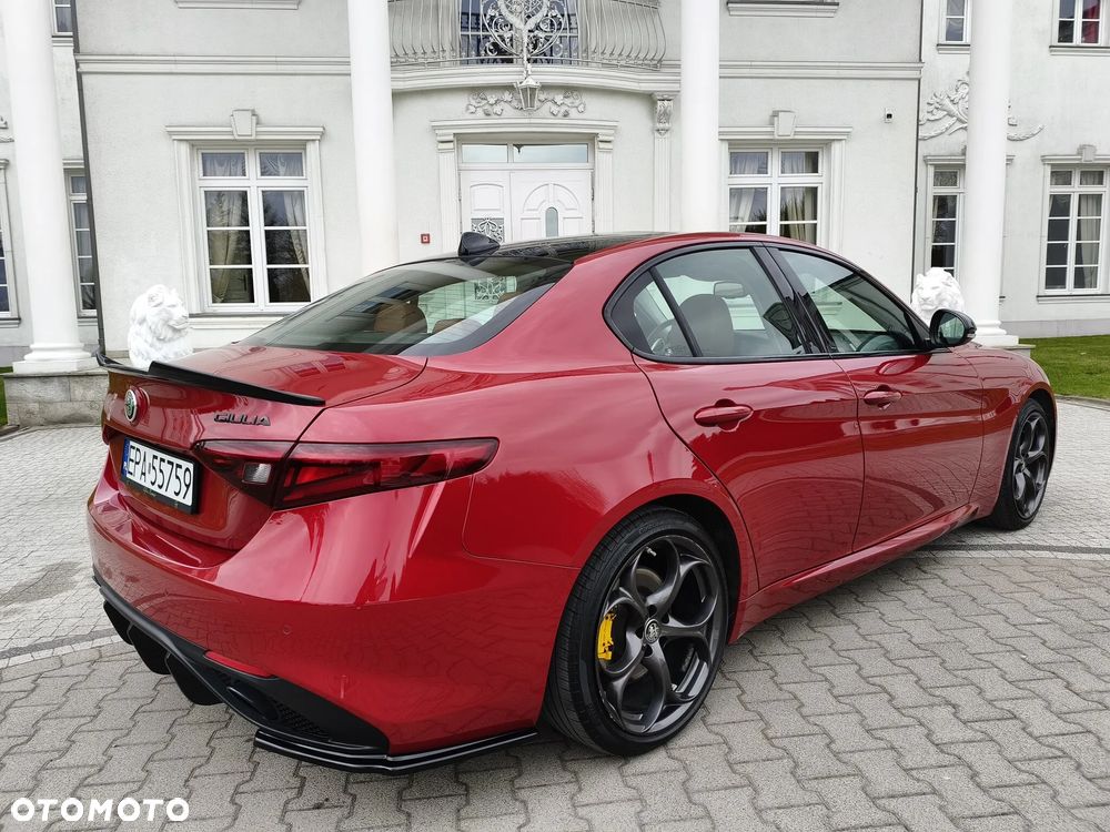 Alfa Romeo Giulia 2.0 Turbo 16V AT8-Q4 Competizione - 13