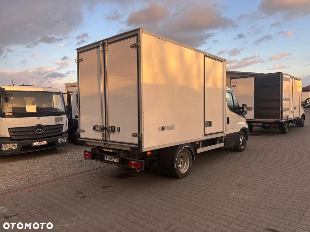Iveco IVECO DAILY CHLODNIA KONTENER PODWOZIE DO ZABUDOWY KIPER WYWROT KILKANASCIE SZTUK DUZY WYBOR 35C13,,35C14,35C15,35C16 - 4