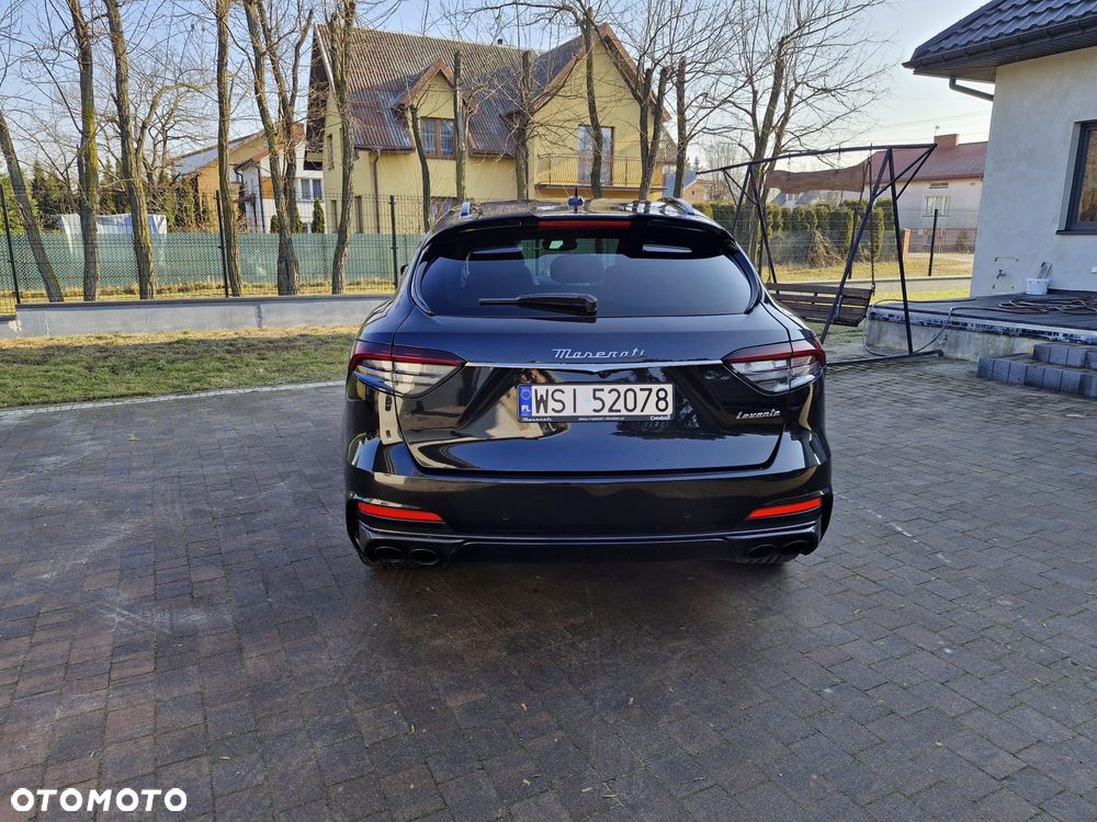 Maserati Levante Trofeo Q4 - 4