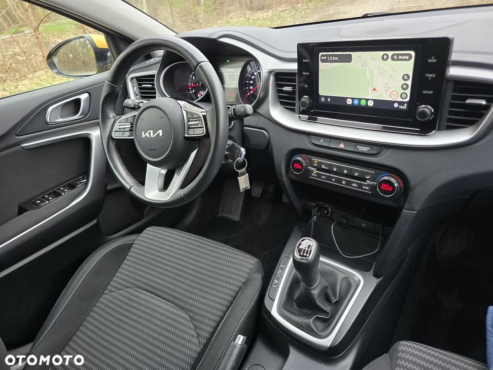 Kia XCeed 1.5 T-GDI M - 6