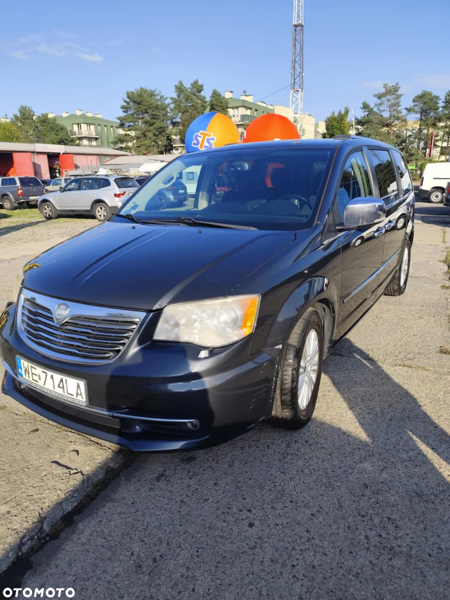 Lancia Voyager - 3