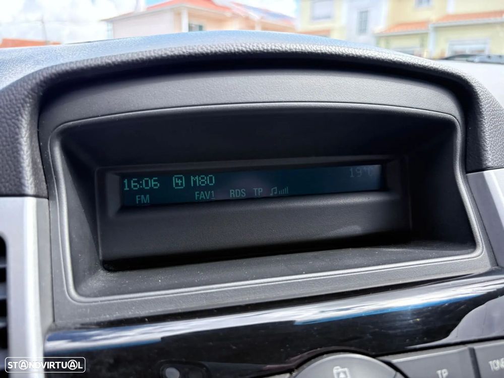 Chevrolet Cruze 1.6 LS - 43