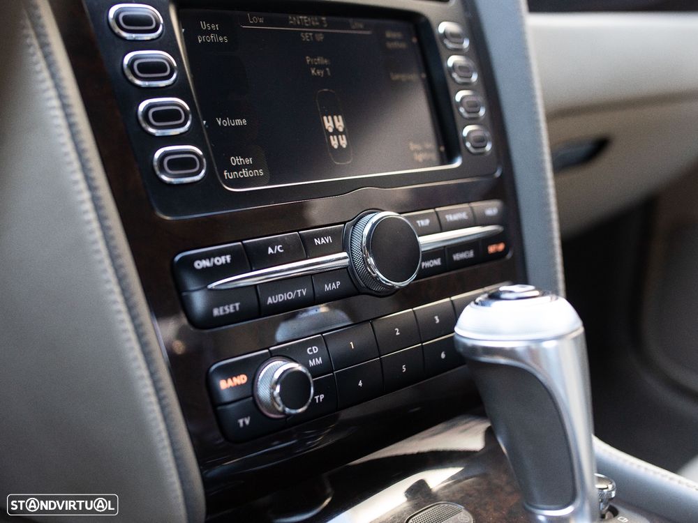 Bentley Continental GT Speed - 26