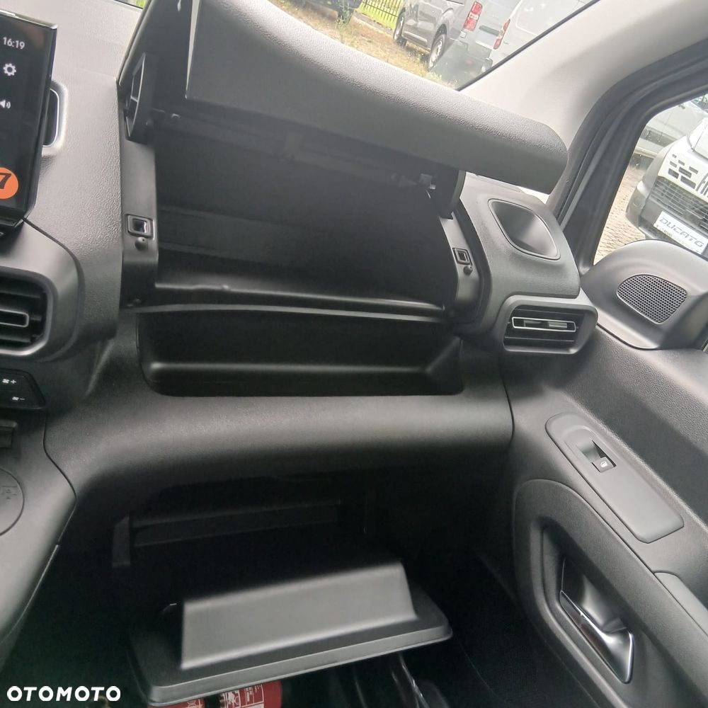 Opel Combo - 8